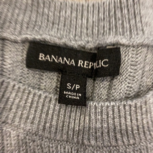 Banana Republic viscose, nylon and merino wool. I’m new condition - Picture 2 of 3